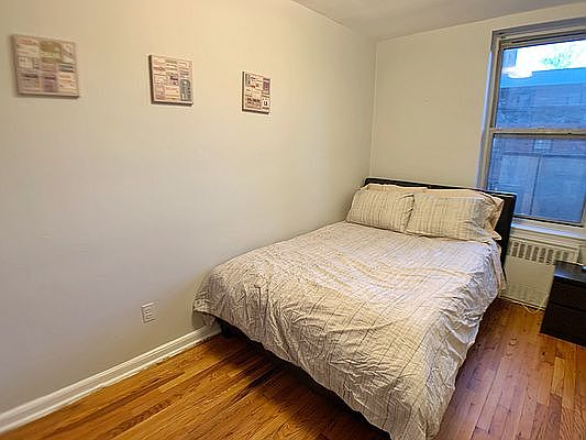5th image of 247 E 33rd St APT 5A