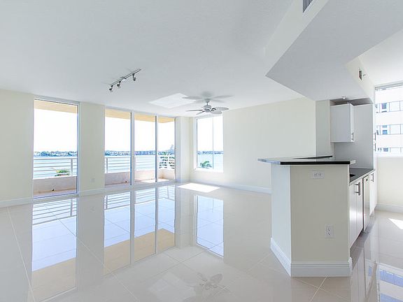 4th image of 1551 N Flagler Dr #518