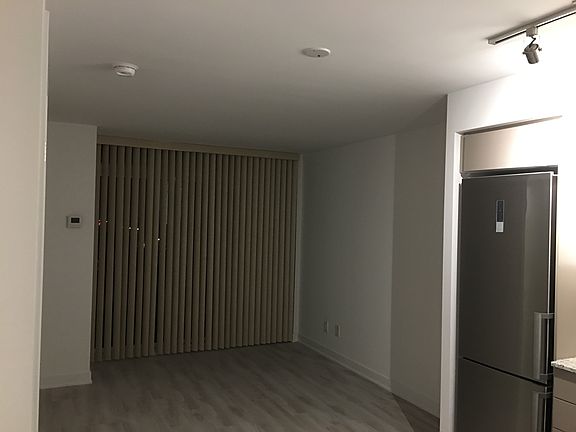 5th image of 160 Flemington Rd Floor 9