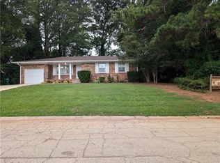 976 Pine Roc Way, Stone Mountain, GA 30083