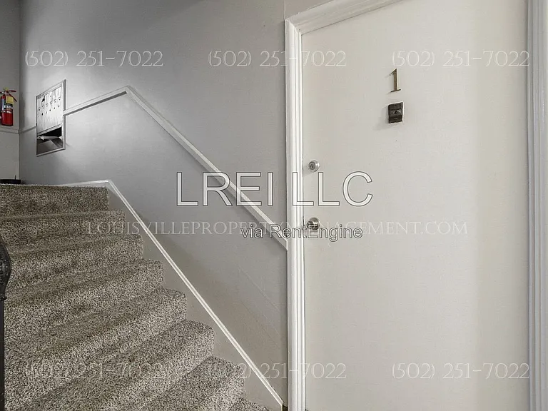 3105 Fordhaven Rd #1 — Photo 2