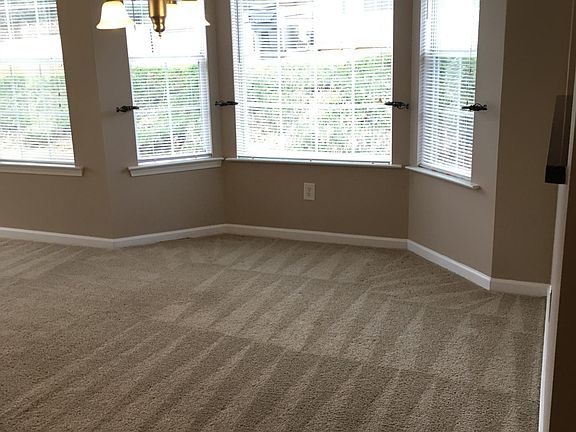 Dining/entertaining with open plan