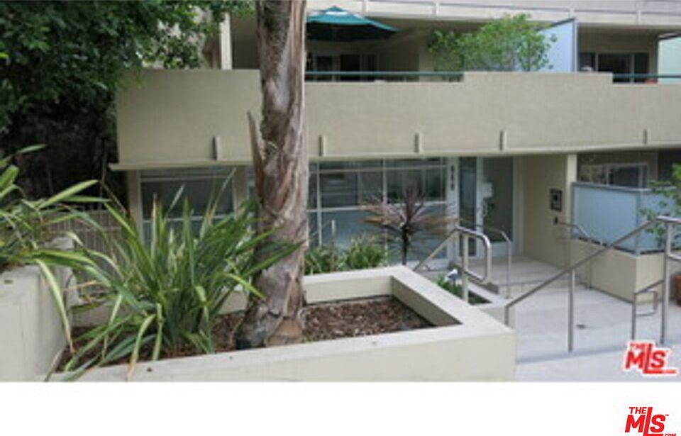 1st image of 939 Palm Ave #200