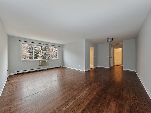 4th image of 205 W Miner St APT 301