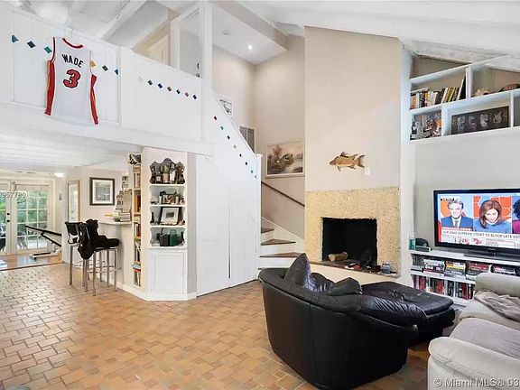 living area (Wade jersey not included)