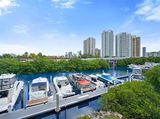 Mystic Pointe Marina Cond, Aventura, FL 33180