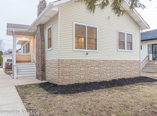 708 S 9th Ave, Maywood, IL