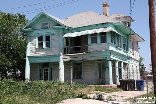 1st image of 2215 W Ruiz
