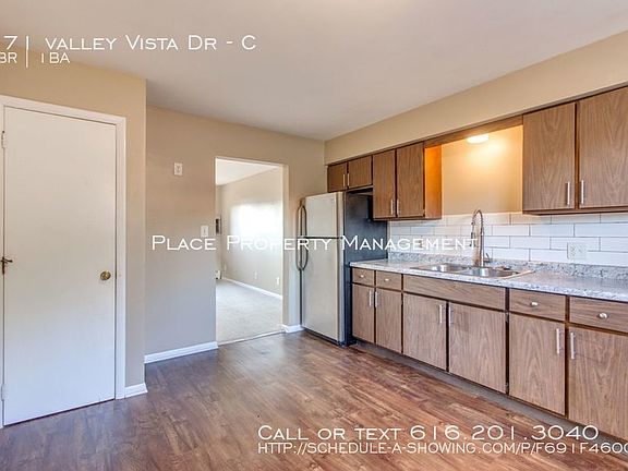 4th image of 171 Valley Vista Dr APT C
