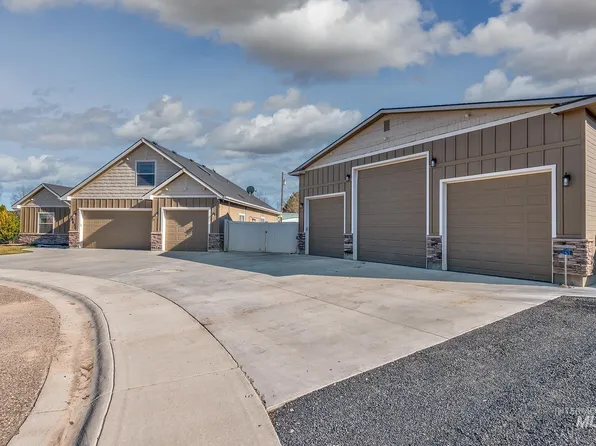 2630 Dogwood Ave, Fruitland, ID 83619