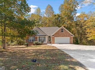 1169 Heads Ferry Rd, Cornelia, GA 30531