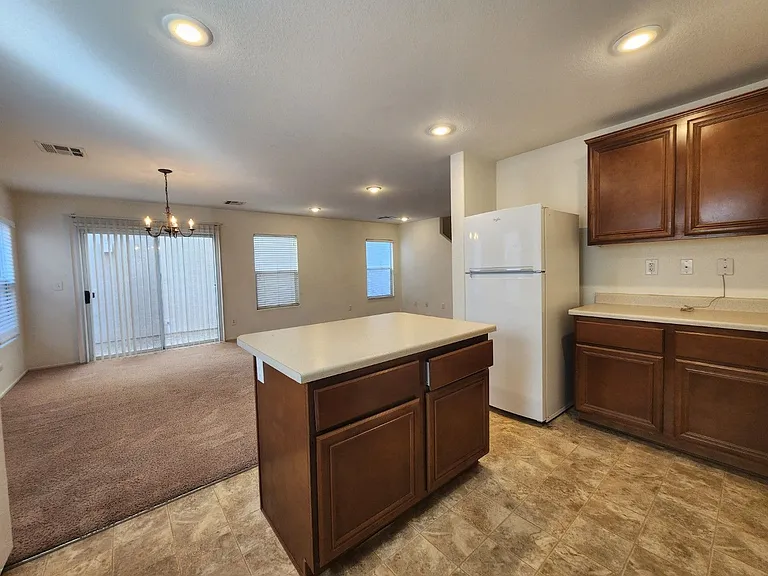 7271 Proud Patriot St — Photo 15