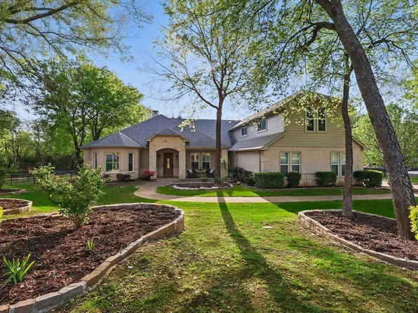 8517 Stallion St, Denton, TX 76208