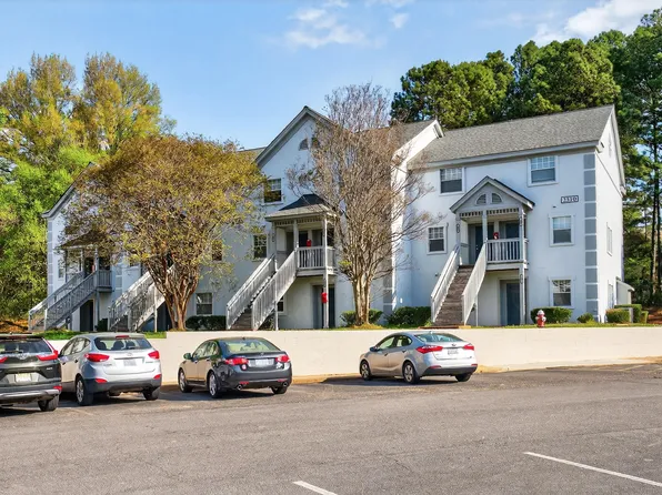 2510 Avent Ferry Rd APT 104, Raleigh, NC 27606