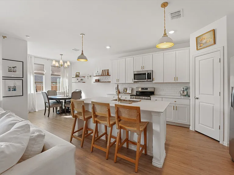 5028 Waterway Dr — Photo 11