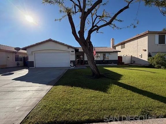 4th image of 678 Mesquite St