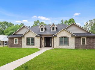 184 Bridgepoint, Onalaska, TX 77360