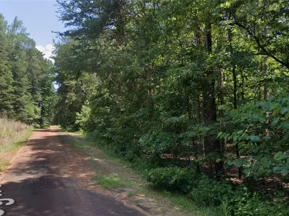 263 Dogwood Dr, Westminster, SC 29693