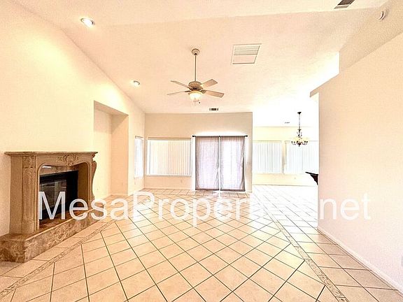 5th image of 18195 Harbor Dr
