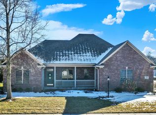 355 Connecticut Cir, Indianapolis, IN 46217