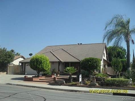 3rd image of 25549 Santa Barbara St