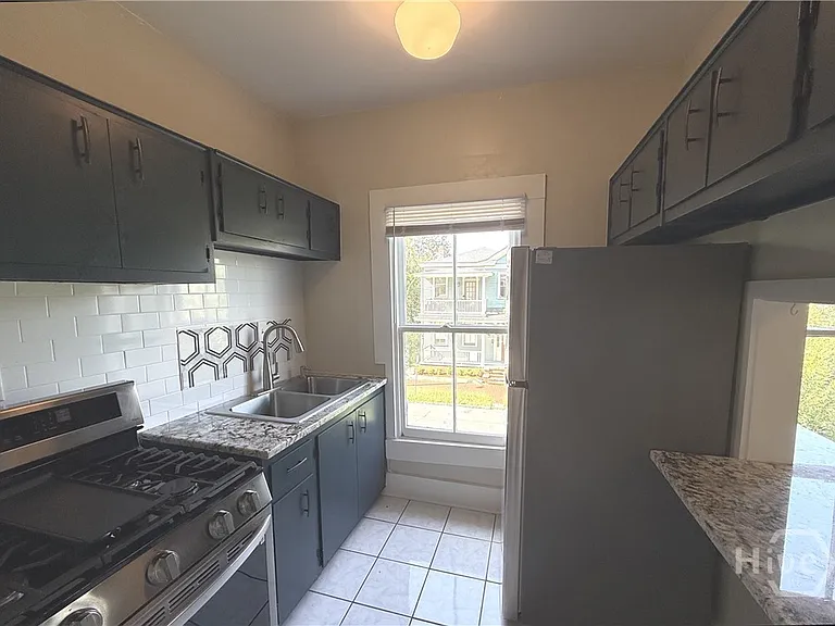 218 W Anderson St #UPPER — Photo 33