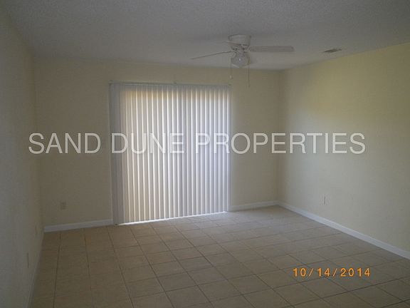 3rd image of 1610 Green Briar Pkwy APT 3