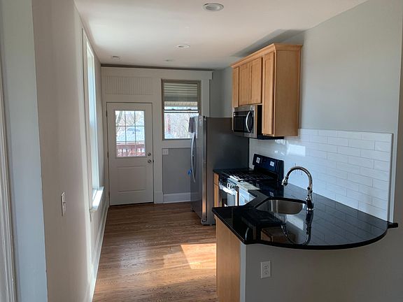 3rd image of 3435 Cornell Pl #1