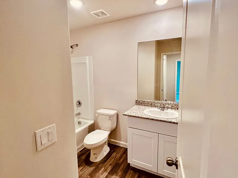 2083 E Velvet Pl — Photo 9