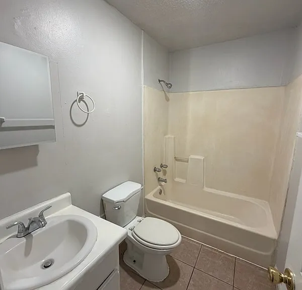 219 Horton Dr #B — Photo 6