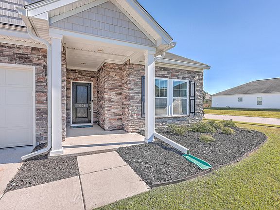 2nd image of 606 Zinnia Dr
