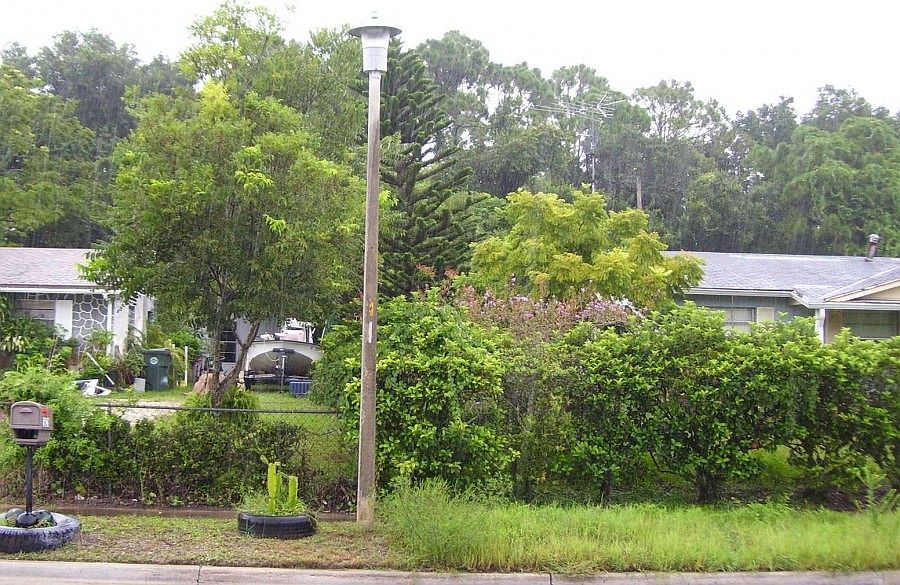 2nd image of 1616 N Patrick Cir