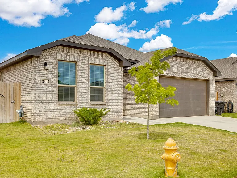 2305 Raleigh Point Dr — Photo 3