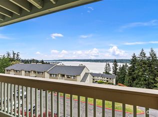 1735 W Sunn Fjord Ln APT I206, Bremerton, WA 98312
