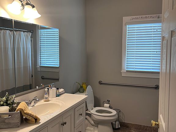 2nd image of 838 Asbury Ave #F