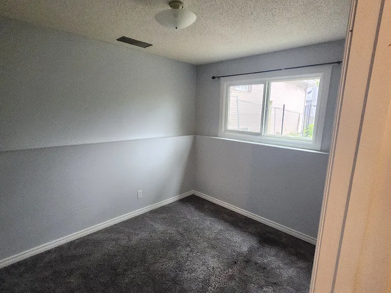 2603 Edmonton Trl NE — Photo 10