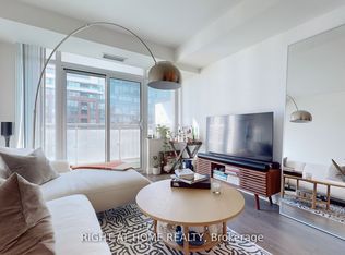 525 Adelaide St W #1223, Toronto, ON M5V 0N7
