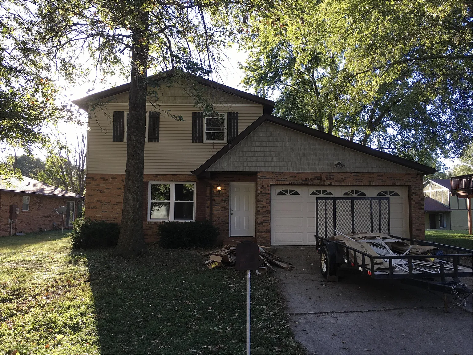 605 Country Meadow Ln photo 1