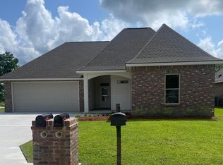 312 Sugar Ridge Dr, Houma, LA 70360