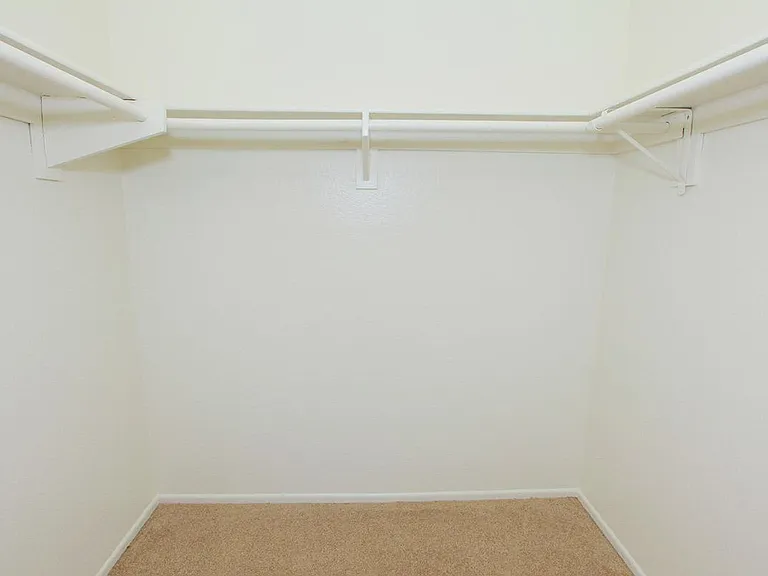 Five Coves Apartment Homes — Photo 40