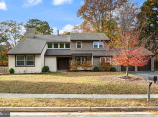 4 Brookwood Dr, Voorhees, NJ 08043