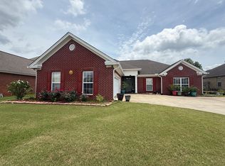 9216 Springwood Ct, Montgomery, AL 36117