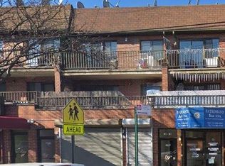 2070 Steinway St APT 2F, Astoria, NY 11105