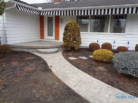 2nd image of 207 Alna Dr