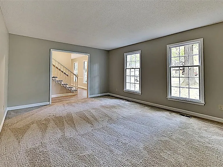216 Woods Ream Dr — Photo 8