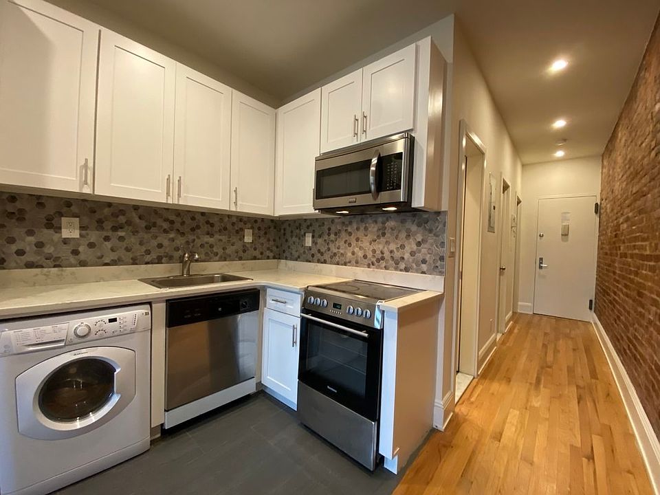 1st image of 332 E 18th St APT 19