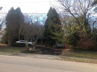 703 Swade Rd, Wyndmoor, PA 19038