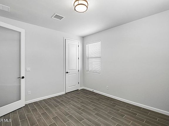 5th image of 516 Twilight Dr