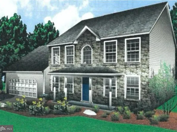 211 Pembroke Ridgewood Dr, Reading, PA 19607