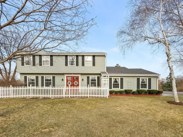 20815 Brook Park COURT, Brookfield, WI 53045